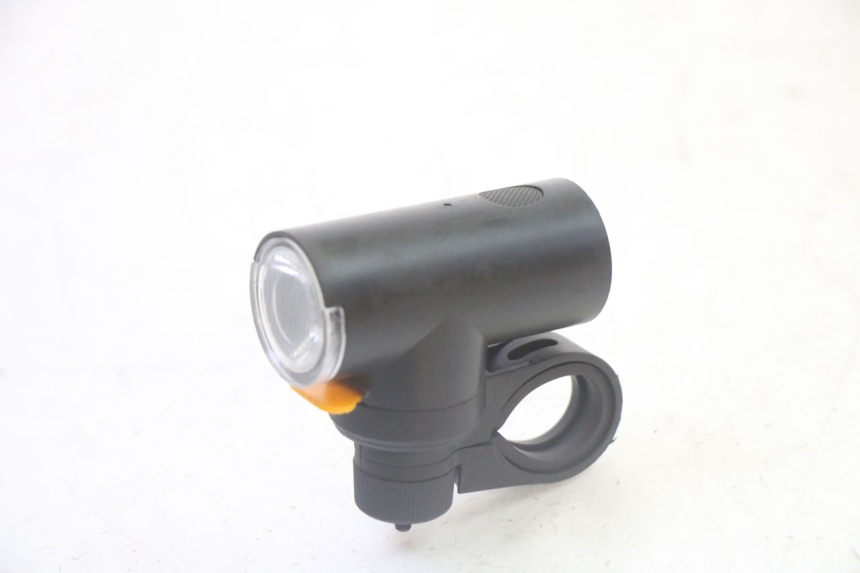 photo de HEADLIGHT HITWAY H5 1