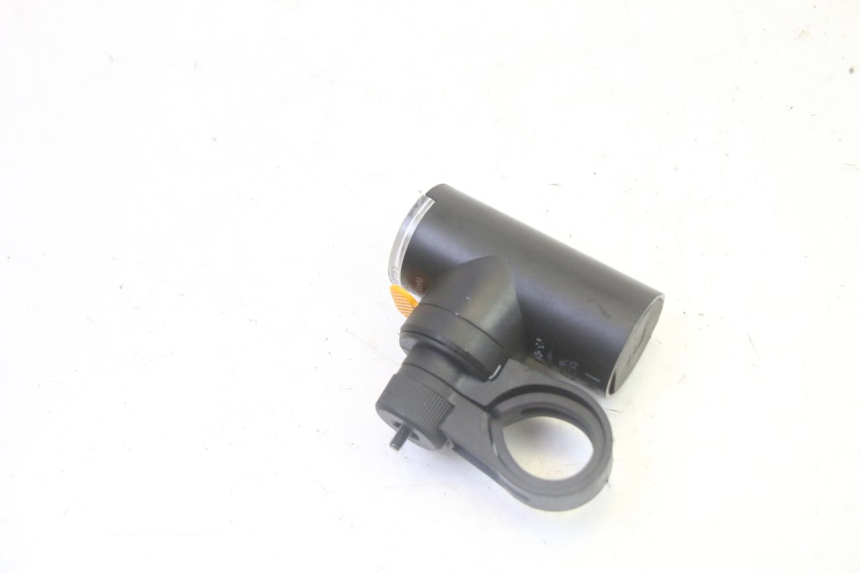 photo de HEADLIGHT HITWAY H5 1