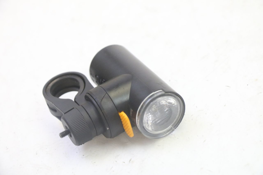 photo de HEADLIGHT HITWAY H5 1