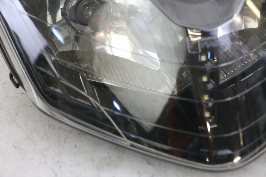 photo de HEADLIGHT PIAGGIO IE MP3 YOURBAN 300 (2011 - 2016)