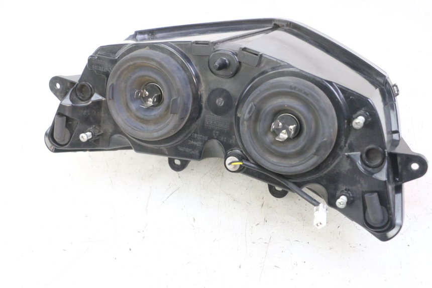 photo de HEADLIGHT PIAGGIO IE MP3 YOURBAN 300 (2011 - 2016)