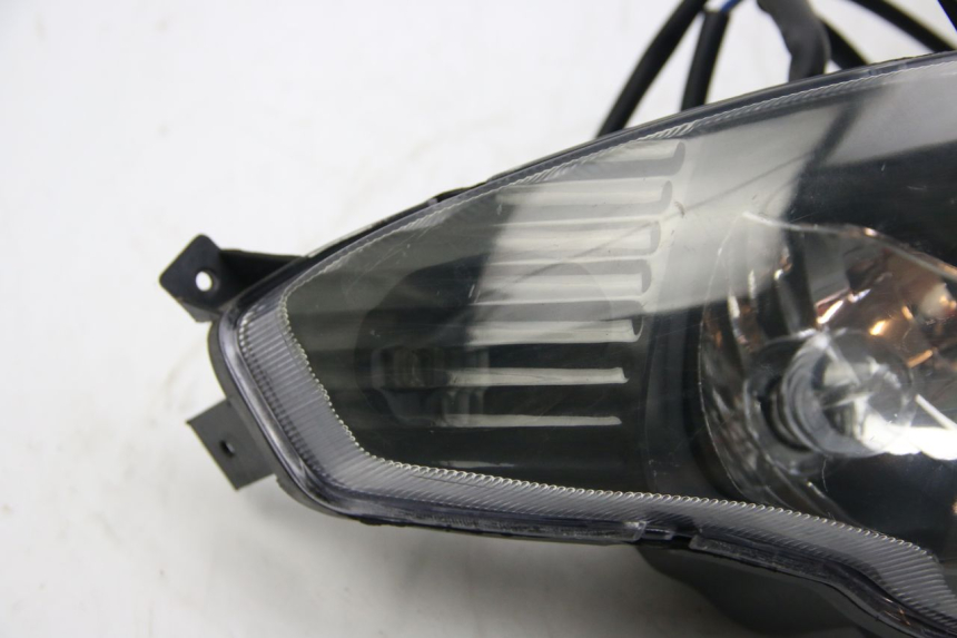 photo de FRONT HEADLIGHT REVATTO IMPERATOR 125 (2007 - 2015)