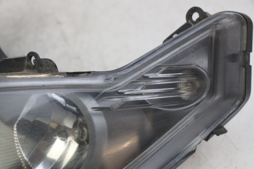 photo de FRONT HEADLIGHT SYM JET SPORT XR 50 (2006 - 2015)