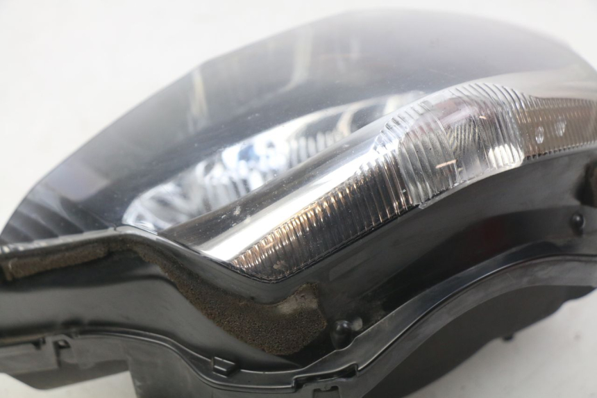 photo de FRONT HEADLIGHT KAWASAKI ZR7 ZR-7 S 750 (1999 - 2004)