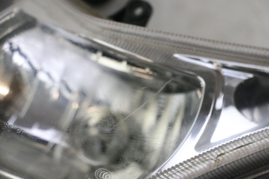 photo de FRONT HEADLIGHT PEUGEOT KISBEE 4T 50 (2018 - 2022)