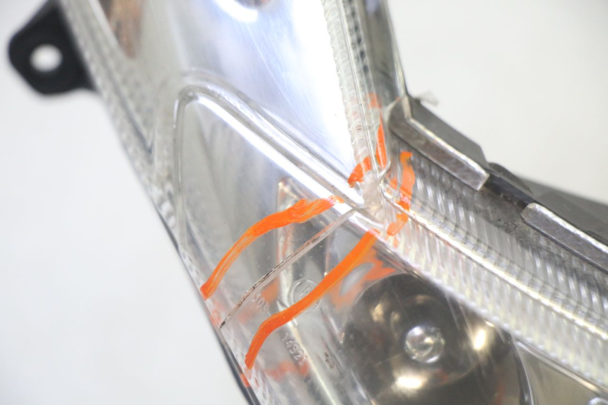 photo de FRONT HEADLIGHT PEUGEOT KISBEE 4T 50 (2018 - 2022)