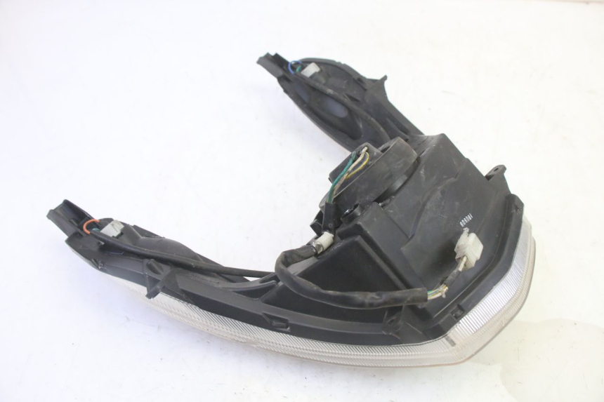 photo de FRONT HEADLIGHT PEUGEOT KISBEE 4T 50 (2018 - 2022)