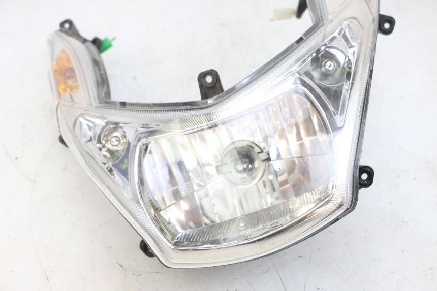 photo de FRONT HEADLIGHT PEUGEOT KISBEE 4T 50 (2010 - 2017)