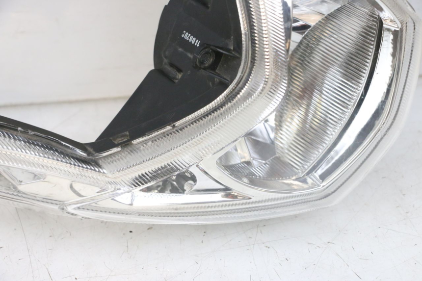 photo de FRONT HEADLIGHT PEUGEOT KISBEE 4T 50 (2010 - 2017)