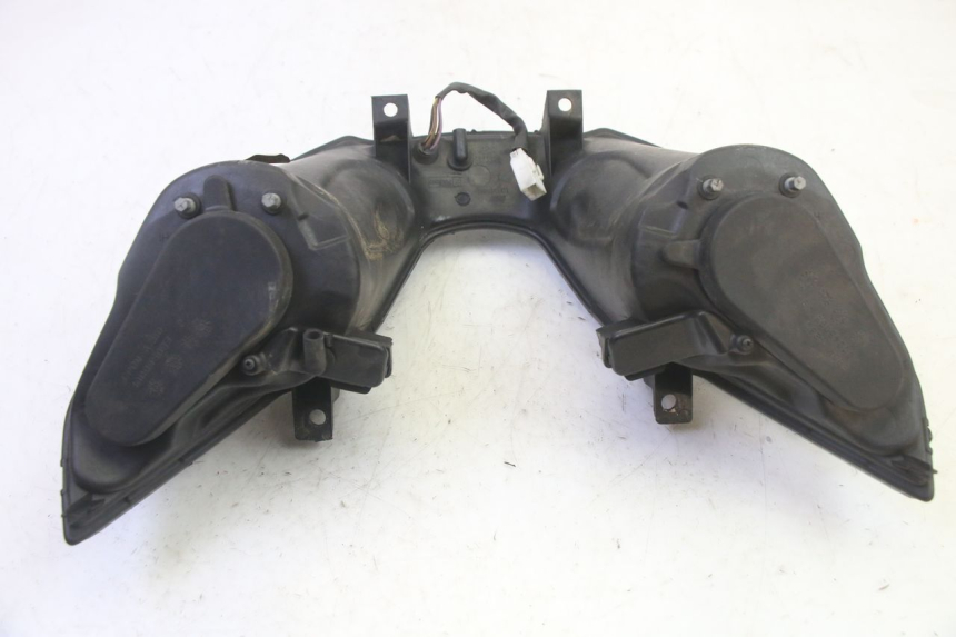 photo de HEADLIGHT PIAGGIO MP3 RL 250 (2007 - 2010) - Markings and original references