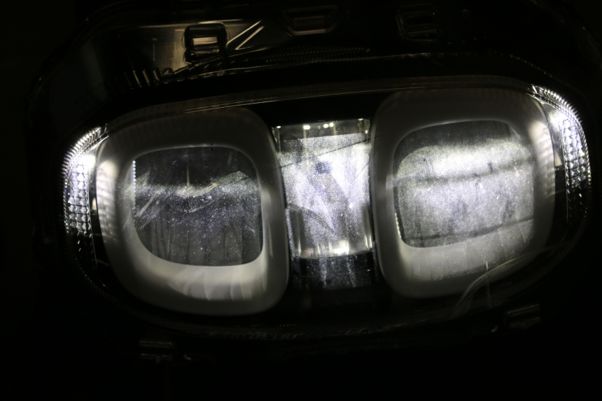 photo de HEADLIGHT YAMAHA NEO'S CORE 1 (2022 - 2026) - Detailed visual inspection