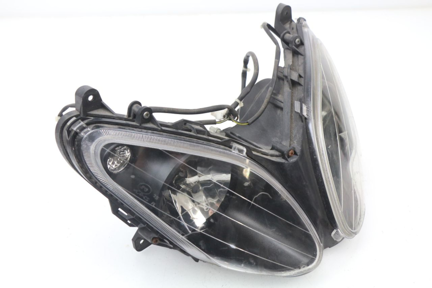 photo de HEADLIGHT PIAGGIO NRG 50 (2004 - 2017) - Surface and material condition