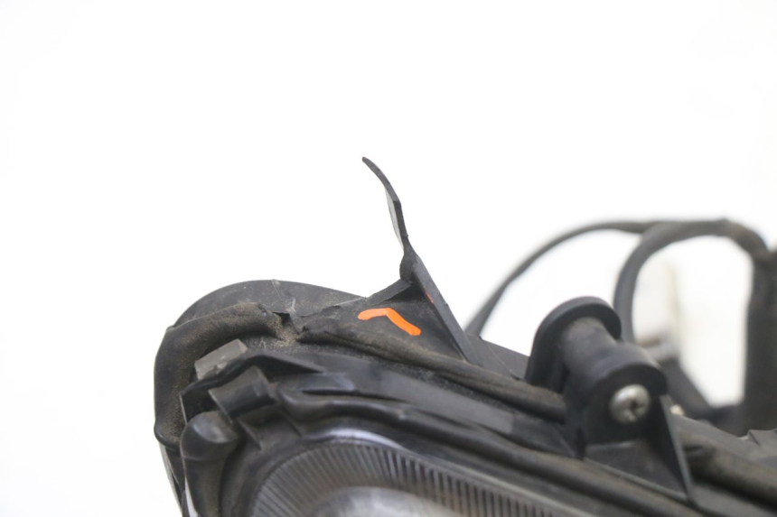 photo de HEADLIGHT PIAGGIO NRG POWER PUREJET 50 (2018 - 2021)