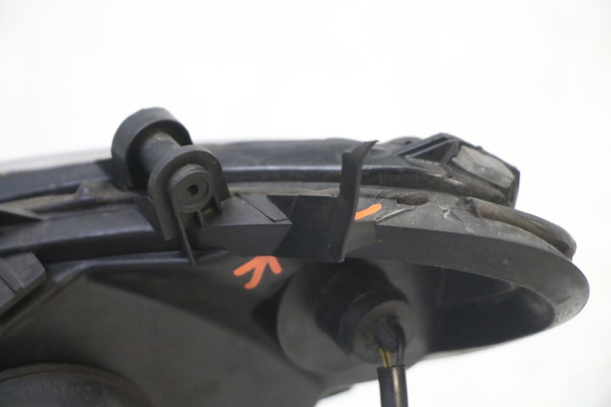 photo de HEADLIGHT PIAGGIO NRG POWER PUREJET 50 (2018 - 2021)