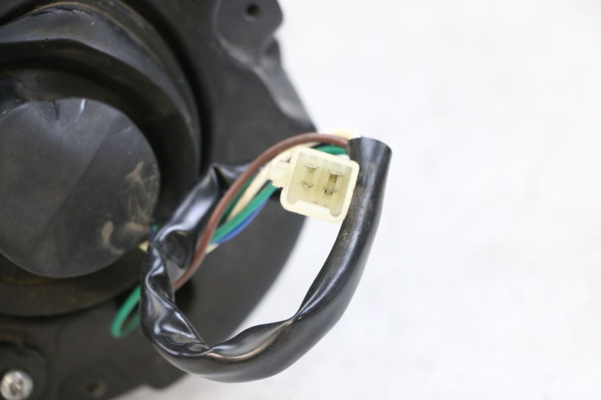 photo de HEADLIGHT JM MOTORS OLDIES GT 4T 50 (2018 - 2025) - Fixing points details