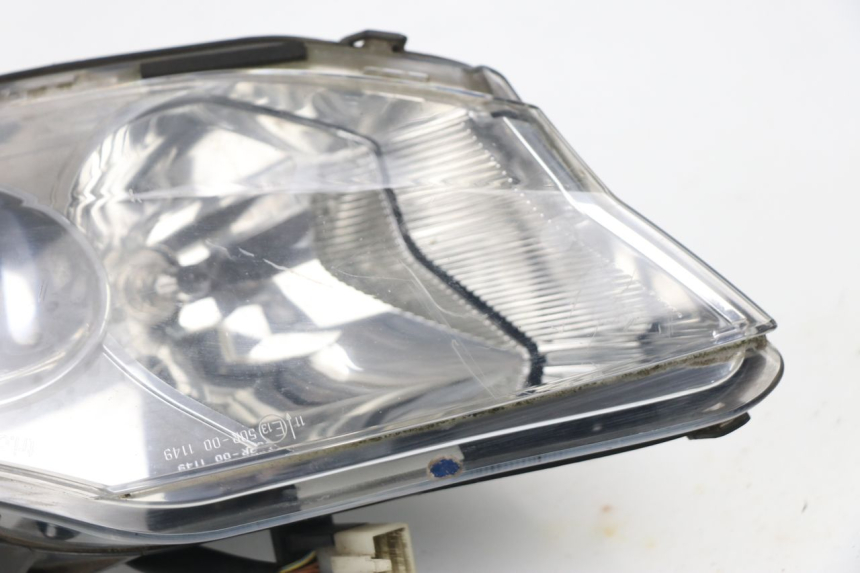 photo de HEADLIGHT PEUGEOT SATELIS 125 (2010 - 2012)