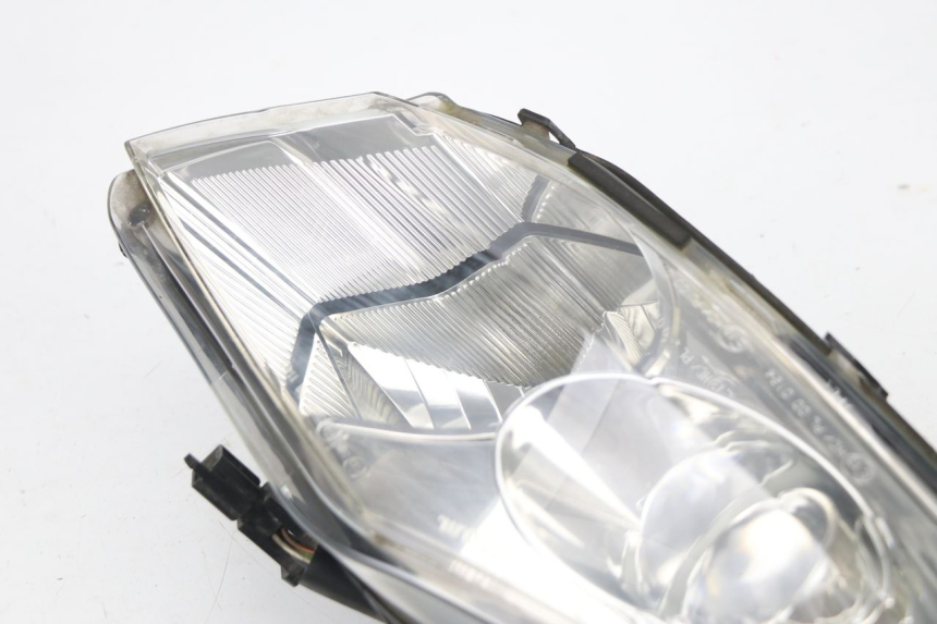 photo de HEADLIGHT PEUGEOT SATELIS 125 (2010 - 2012)