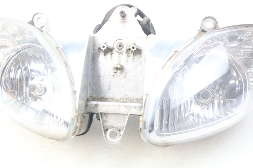 photo de FRONT HEADLIGHT PIAGGIO X9 EVOLUTION 250 (2003 - 2007)