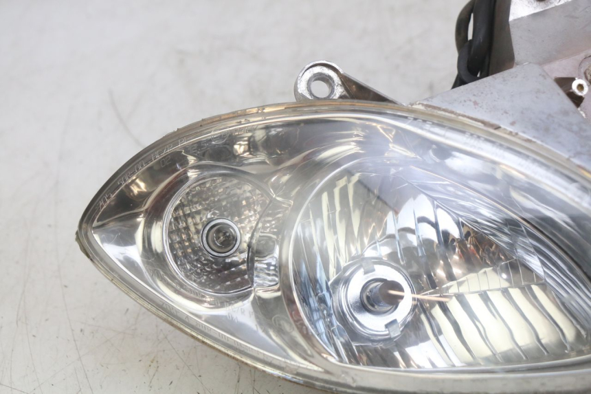 photo de FRONT HEADLIGHT PIAGGIO X9 EVOLUTION 125 (2003 - 2007)