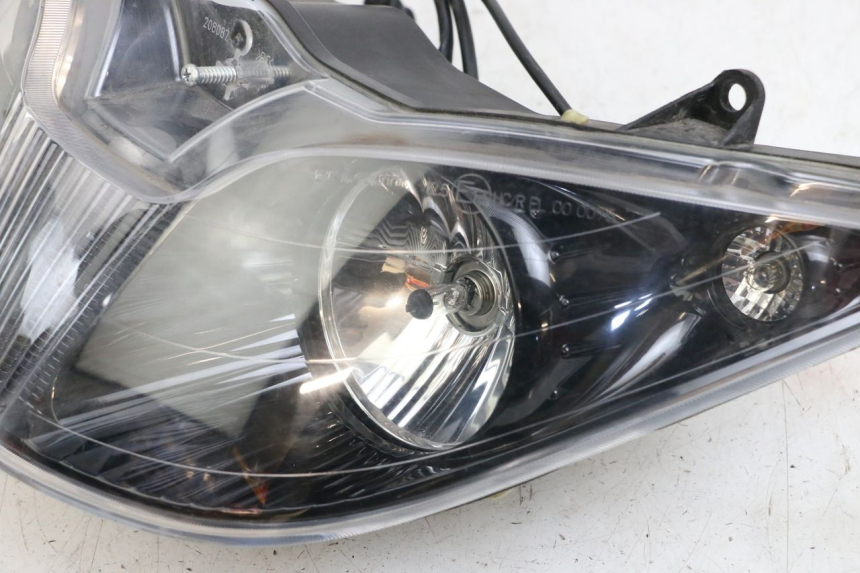 photo de FRONT HEADLIGHT PIAGGIO XEVO - X EVO 125 (2007 - 2016)