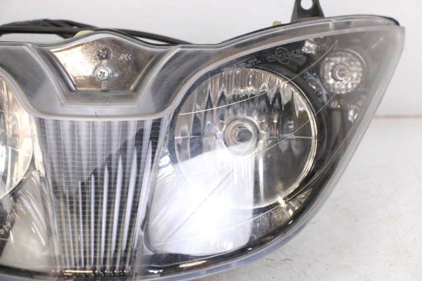 photo de FRONT HEADLIGHT PIAGGIO XEVO - X EVO 125 (2007 - 2016)