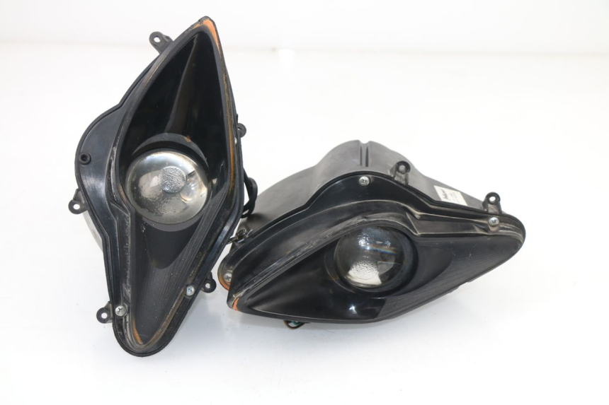photo de HEADLIGHT RIEJU RS3 50 (2010 - 2018)