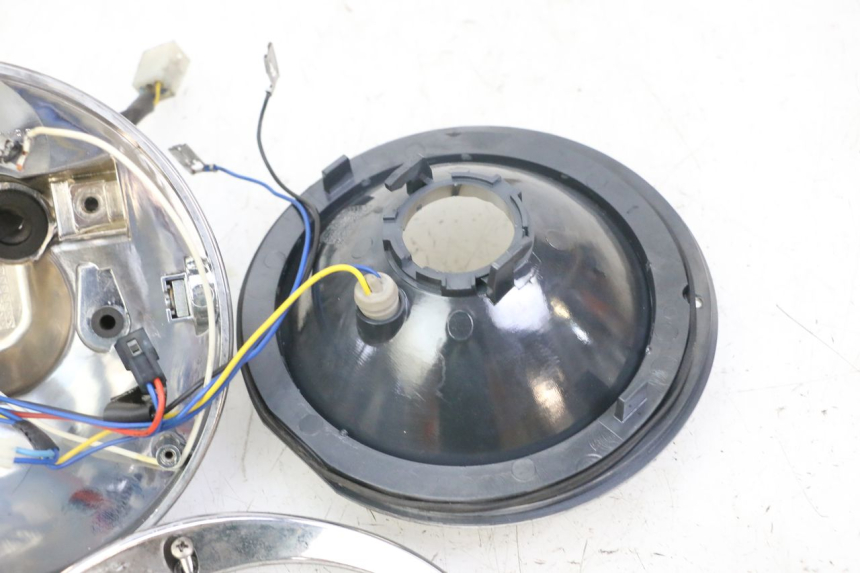 photo de HEADLIGHT APRILIA SCARABEO GT TOURING 125 (1999 - 2005)