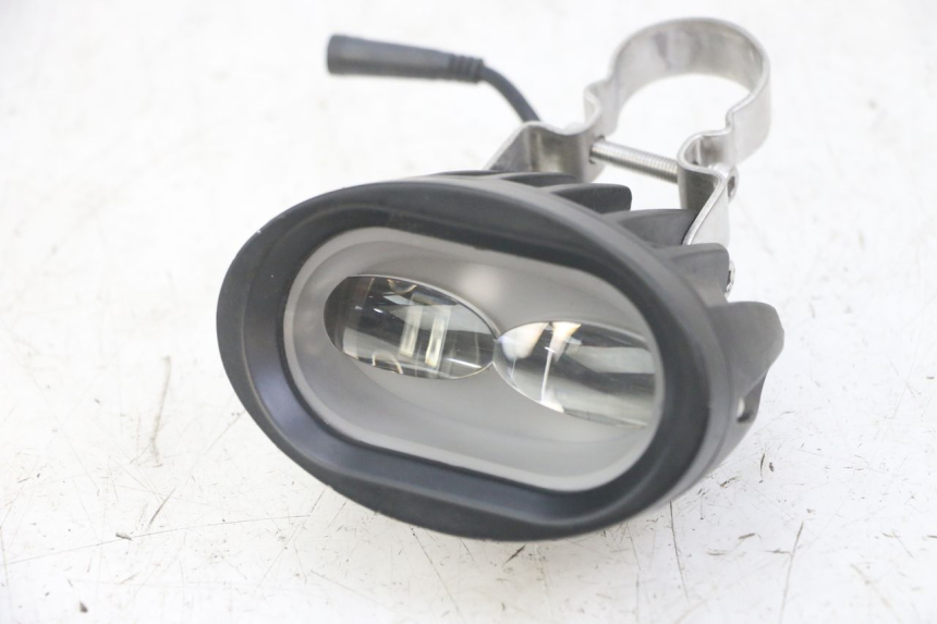 photo de FRONT HEADLIGHT NAMI STELLAR 1