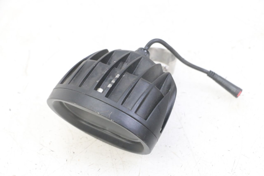 photo de FRONT HEADLIGHT NAMI STELLAR 1