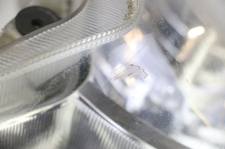 photo de FRONT HEADLIGHT SUZUKI BURGMAN 125 (2007 - 2014)
