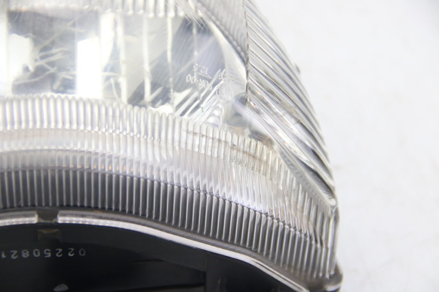 photo de FRONT HEADLIGHT SUZUKI SIXTEEN 125 (2008 - 2010)