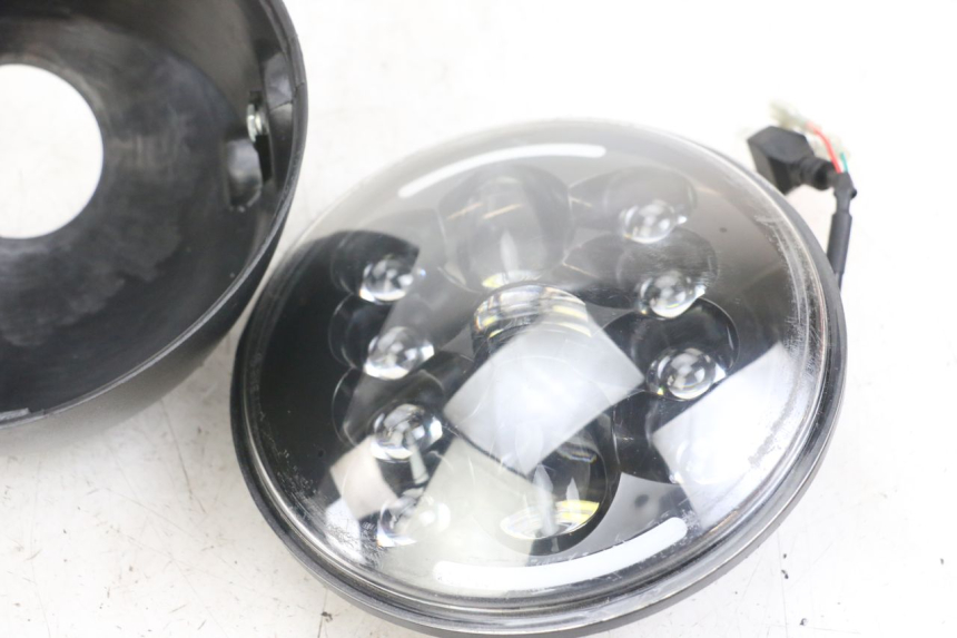 photo de FRONT HEADLIGHT SUZUKI SV N 650 (1999 - 2002)