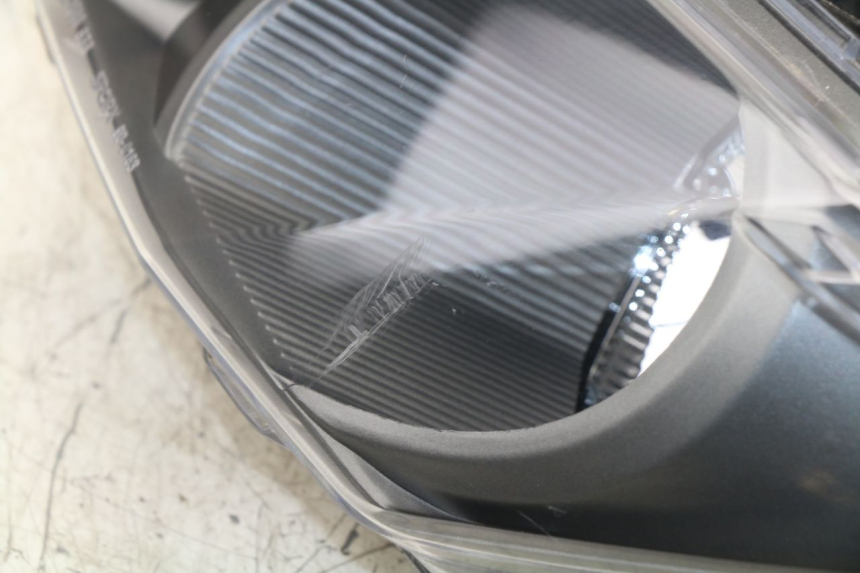 photo de FRONT HEADLIGHT SYM JET SPORT XR 50 (2006 - 2015)