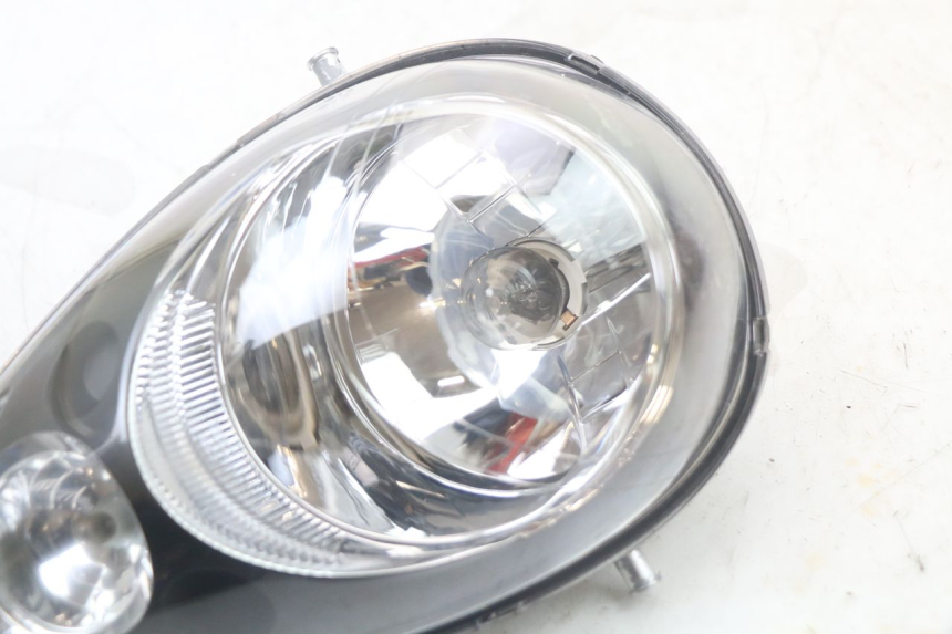 photo de HEADLIGHT SYM MIO 50 (2011 - 2017)