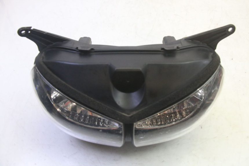 photo de FRONT HEADLIGHT YAMAHA TDM ABS 900 (2002 - 2014) - Alternative perspective