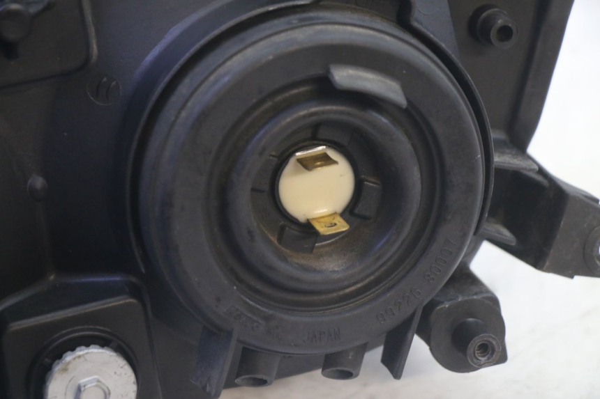 photo de FRONT HEADLIGHT YAMAHA TDM ABS 900 (2002 - 2014) - Checked used part