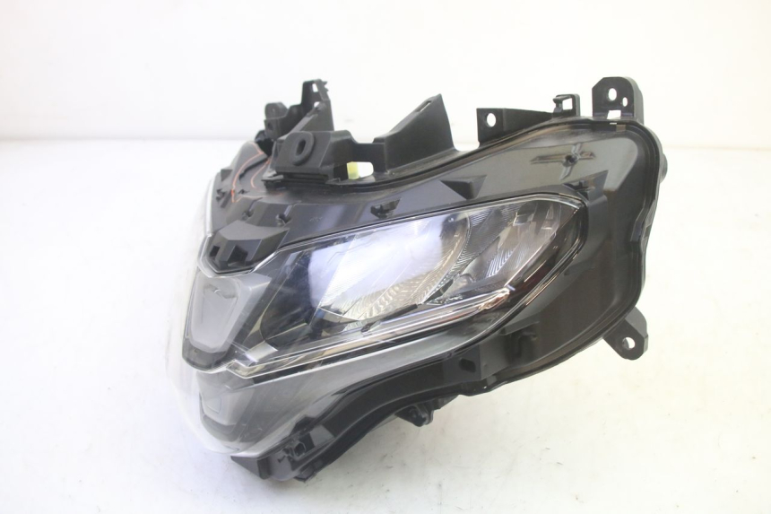 photo de HEADLIGHT YAMAHA TRICITY 300 (2020 - 2024) - Checked used part