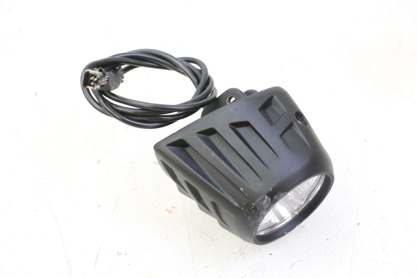 photo de FRONT HEADLIGHT DUALTRON VICTOR LIMITED 1