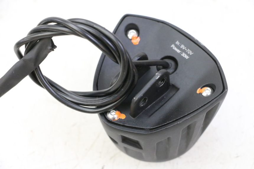 photo de FRONT HEADLIGHT DUALTRON VICTOR LIMITED 1