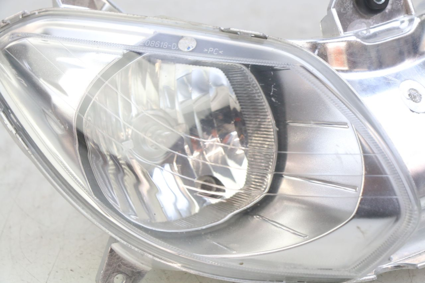 photo de FRONT HEADLIGHT YAMAHA X-MAX XMAX 125 (2010 - 2014)