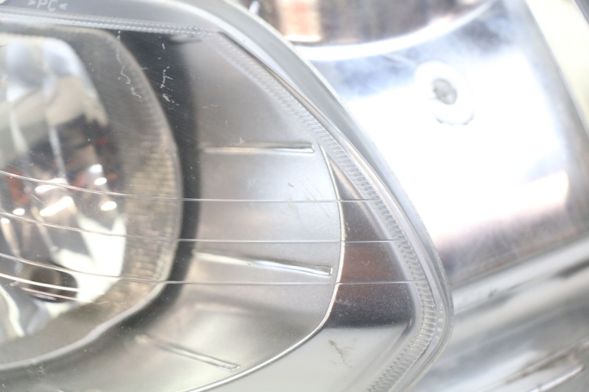 photo de FRONT HEADLIGHT YAMAHA X-MAX XMAX 125 (2010 - 2014)