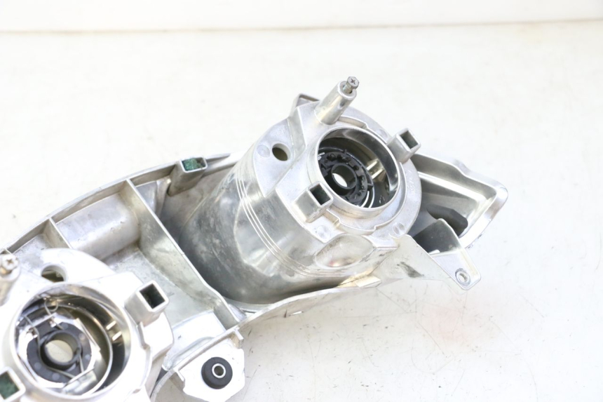 photo de FRONT HEADLIGHT YAMAHA X-MAX XMAX 125 (2010 - 2014)