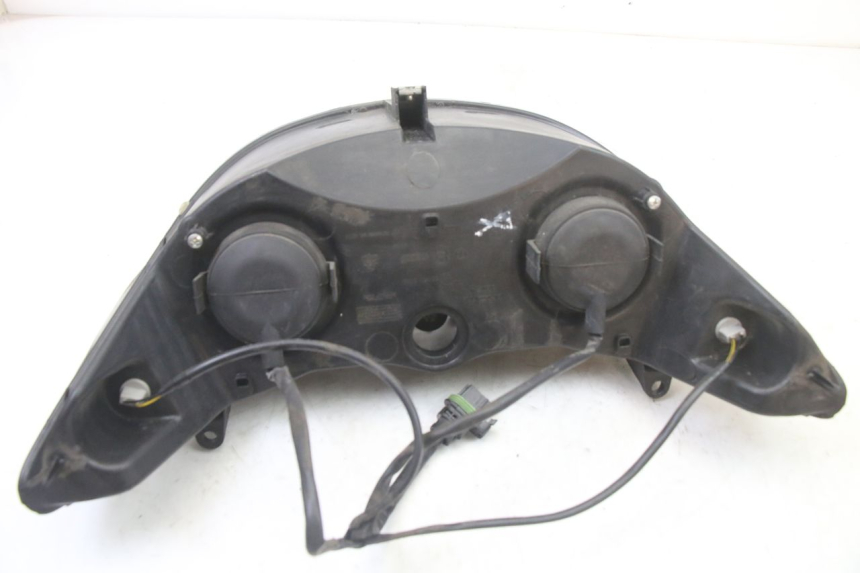 photo de FRONT HEADLIGHT PIAGGIO XEVO - X EVO 125 (2007 - 2016)