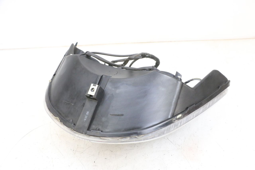 photo de FRONT HEADLIGHT PIAGGIO XEVO - X EVO 125 (2007 - 2016) - Product overview