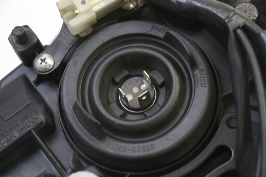 photo de HEADLIGHT YAMAHA XJ6 ABS 600 (2008 - 2016)
