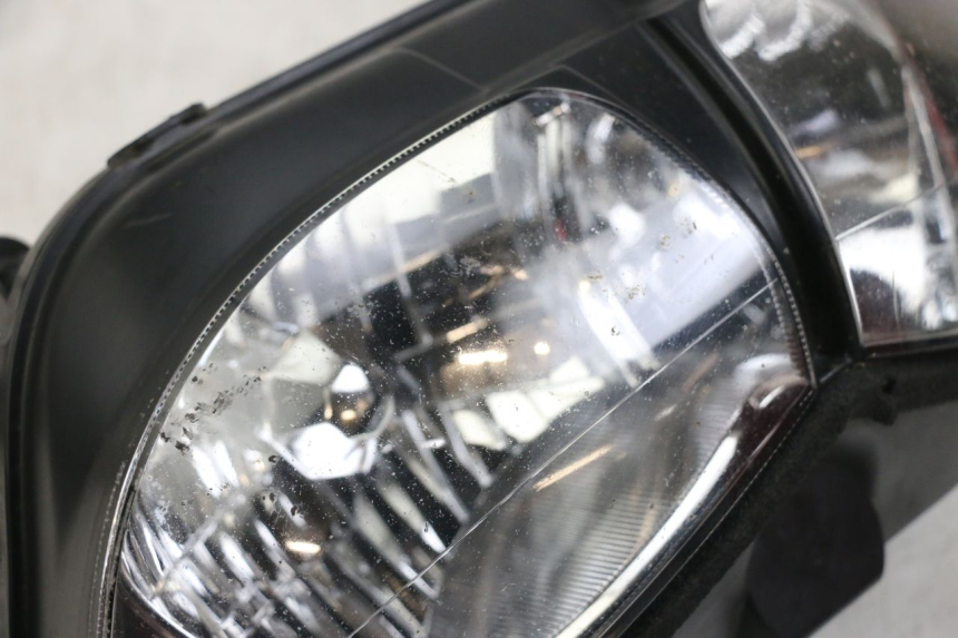 photo de FRONT HEADLIGHT YAMAHA TDM ABS 900 (2002 - 2014)