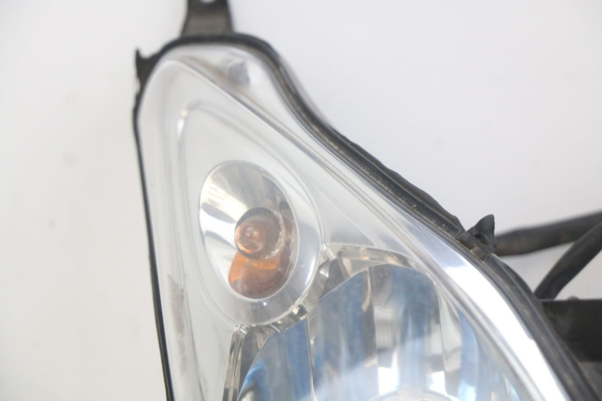 photo de FRONT HEADLIGHT YAMAHA X-MAX XMAX 250 (2006 - 2009)