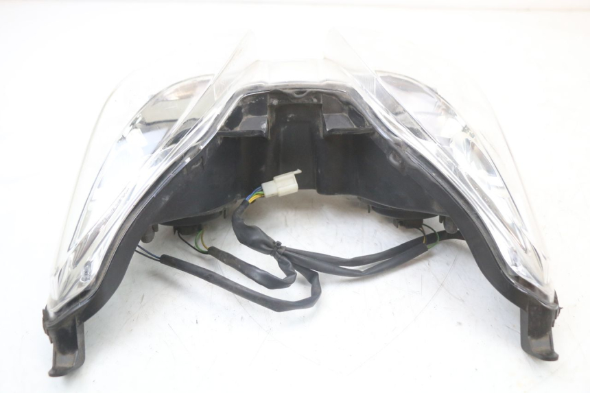 photo de FRONT HEADLIGHT YAMAHA X-MAX XMAX 250 (2006 - 2009)