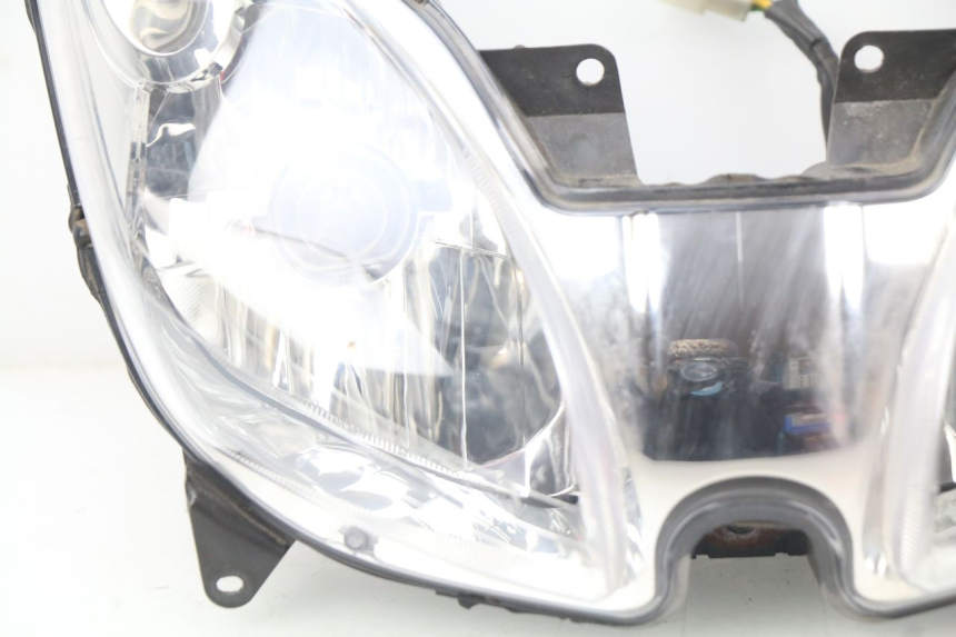 photo de FRONT HEADLIGHT YAMAHA XMAX X-MAX 125 (2006 - 2009)