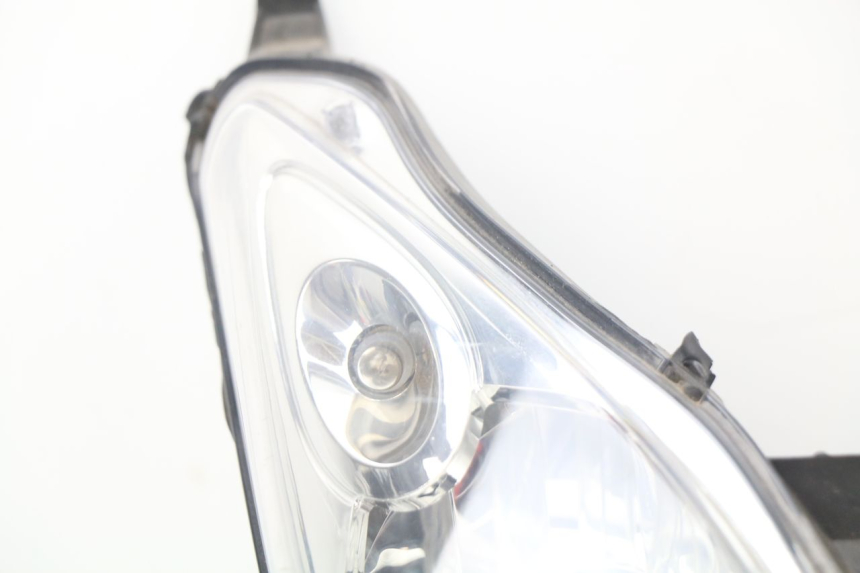 photo de FRONT HEADLIGHT YAMAHA XMAX X-MAX 125 (2006 - 2009)